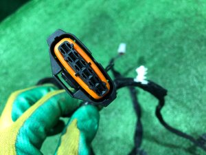 Mazo de cables de la puerta delantera derecha LAND ROVER RANGE ROVER SPORT OEM LR119326, KK62-14631-BBE 2019 PТ204