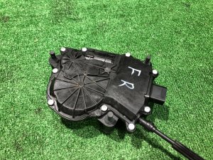 右前门锁 LAND ROVER RANGE ROVER SPORT OEM LR117160, JPLA218A42 AC 2019