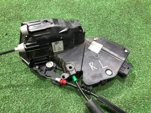 Left rear door lock LAND ROVER RANGE ROVER SPORT OEM LR117161, JPLA218A42 BC 2019