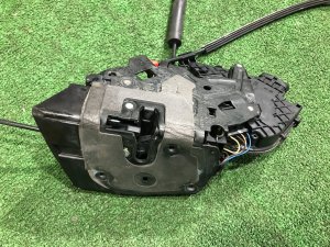 Left rear door lock LAND ROVER RANGE ROVER SPORT OEM LR117161, JPLA218A42 BC 2019