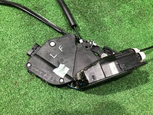 กลอนล็อกประตูหน้าซ้าย LAND ROVER RANGE ROVER SPORT OEM LR117160, JPLA 218A42AC 2019