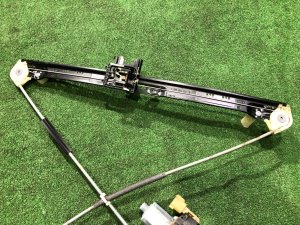 Elevador de vidro dianteiro esquerdo LAND ROVER RANGE ROVER SPORT OEM LR077816, DK62232 2019