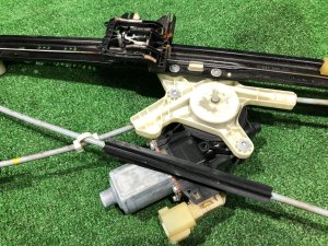Elevador de vidro traseiro esquerdo LAND ROVER RANGE ROVER SPORT OEM LR078871 2019