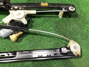 Elevador de vidro traseiro esquerdo LAND ROVER RANGE ROVER SPORT OEM LR078871 2019
