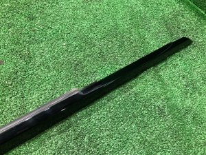 Moldura de la puerta delantera derecha LAND ROVER RANGE ROVER SPORT OEM LR043750 2019