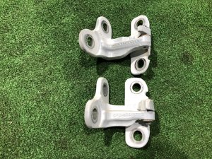 Петли двери передней левой LAND ROVER RANGE ROVER SPORT OEM LR073596, LR073600 2019
