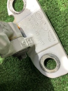 Петли двери передней левой LAND ROVER RANGE ROVER SPORT OEM LR073596, LR073600 2019
