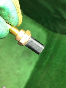 Coolant temperature sensor LAND ROVER RANGE ROVER SPORT OEM G4D312C538AA 2019 PТ204