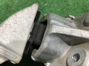 Soporte del motor LAND ROVER RANGE ROVER SPORT OEM LR123914, JPLA6A003CC 2019