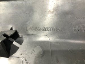 右リアオーバーフェンダー LAND ROVER RANGE ROVER SPORT OEM LR136800, DK-62-28370-A 2019