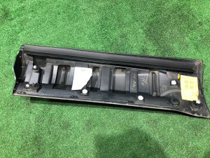 左后门轮眉 LAND ROVER RANGE ROVER SPORT OEM LR044135, DK62-274A49-B 2019