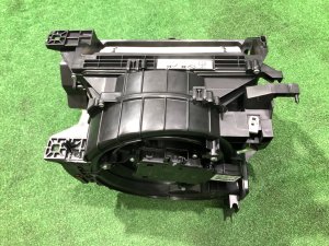 ブロアモーター LAND ROVER RANGE ROVER SPORT OEM LR082159 2019 PТ204