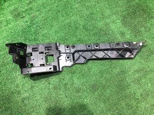 ขายึดกันชนหลังซ้าย KK62-17A882-AC, LR128160 LAND ROVER RANGE ROVER SPORT