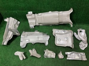 Exhaust heat shields LR092621, LR136830 LAND ROVER RANGE ROVER SPORT