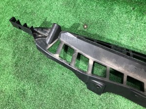 Rear bumper bracket LAND ROVER RANGE ROVER SPORT OEM LR045180 2019
