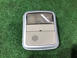 Плафон салона правый LR048711 LAND ROVER RANGE ROVER SPORT