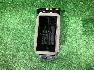 Left air flow control actuator LAND ROVER RANGE ROVER SPORT OEM LR044686 2019 PТ204