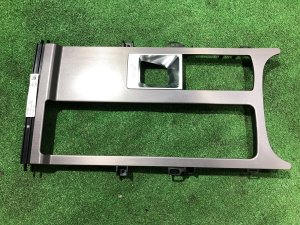 Пластик центральной консоли декор LAND ROVER RANGE ROVER SPORT OEM LR100371, JK62-044E04-BB 2019