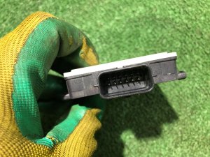 Датчик контроля слепых зон LAND ROVER RANGE ROVER SPORT OEM LR113194, KK52‑14F152‑AJ 2019
