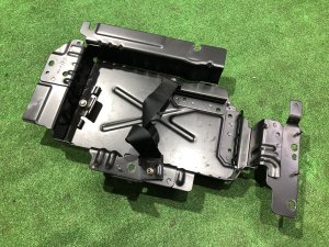 电瓶支架 LAND ROVER RANGE ROVER SPORT OEM LR099081, JPLA-10748-AD 2019