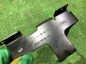 电瓶支架 LAND ROVER RANGE ROVER SPORT OEM LR099081, JPLA-10748-AD 2019