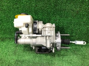 แม่ปั๊มเบรก LR159933, JK522D519AAJ LAND ROVER RANGE ROVER SPORT