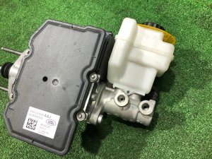 Bomba de freno LAND ROVER RANGE ROVER SPORT OEM LR159933, JK522D519AAJ 2019 PТ204