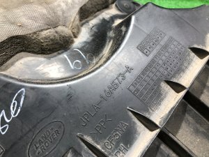 Right front wheel arch liner LAND ROVER RANGE ROVER SPORT OEM LR076771, JPLA-16A573-A 2019