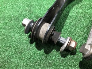 Rear control arms LAND ROVER RANGE ROVER SPORT OEM LR128796, LR128797, DPLA-5K976-AF 2019 PТ204