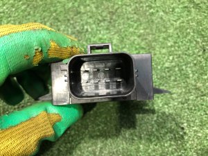 Блок управления бензонасосом LAND ROVER RANGE ROVER SPORT OEM LR086374, HPLA-9D370-BA 2019