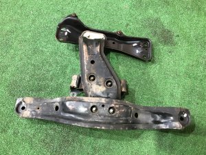 Travesaño de la caja de cambios manual SUBARU FORESTER OEM 41021FC070, 41022AC180, 41021AC330 SF5 1998 EJ202 MT