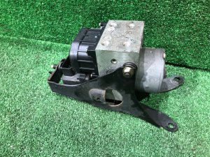 ABS unit 27539FC010 SUBARU FORESTER