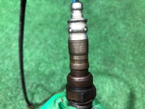 O2センサー（ラムダセンサー） SUBARU FORESTER OEM 22690AA370 SF5 1998 EJ202 MT