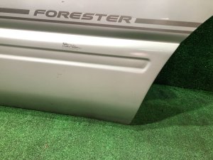 左后门 SUBARU FORESTER OEM 61401FC013 SF5 1998 silver 792