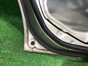 左后门 SUBARU FORESTER OEM 61401FC013 SF5 1998 silver 792