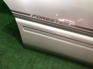 Porta traseira direita SUBARU FORESTER OEM 61401FC003 SF5 1998 silver 792