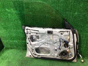 Porta dianteira esquerda SUBARU FORESTER OEM 61101FC012 SF5 1998 silver 792