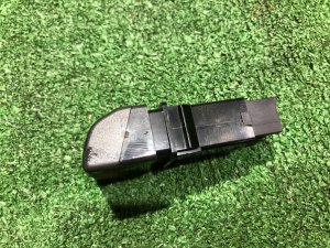 Interruptor do desembaciador traseiro SUBARU FORESTER OEM 83041FC020OE SF5 1998 EJ202 MT