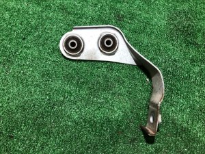 Muffler hanger 44021AE000 SUBARU FORESTER