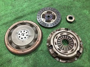 ล้อช่วยแรง (ฟลายวีล) корзина, диск SUBARU FORESTER OEM 30210AA411, 30100AA690, 30100AA691, 12342AA000 SF5 1998 EJ202 MT