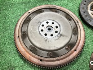 ล้อช่วยแรง (ฟลายวีล) корзина, диск SUBARU FORESTER OEM 30210AA411, 30100AA690, 30100AA691, 12342AA000 SF5 1998 EJ202 MT
