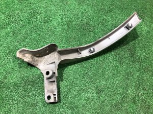 左リアフェンダーガーニッシュ SUBARU FORESTER OEM 91057FC270 SF5 1998 silver 792