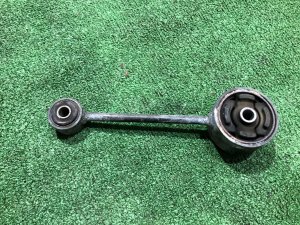 Upper manual transmission mount 41040AC000 SUBARU FORESTER