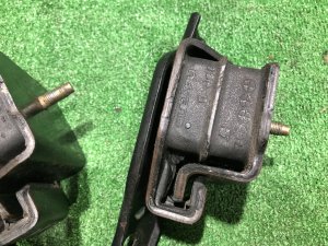 Engine mounts SUBARU FORESTER OEM 41022FA090, 41031FA080, 41031FA090 SF5 1998 EJ202 MT