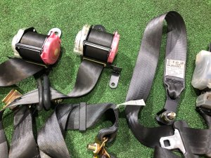 เข็มขัดนิรภัย комплект SUBARU FORESTER OEM 64611FC320OE, 64651FC020OE, 64651FC030OE SF5 1998 silver 792