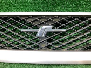 Grelha do radiador SUBARU FORESTER OEM 91065FC050SJ SF5 1998 silver 792