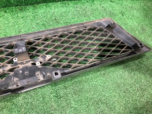 Grelha do radiador SUBARU FORESTER OEM 91065FC050SJ SF5 1998 silver 792