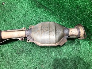 中間マフラー SUBARU FORESTER OEM 44200FA120 SF5 1998 EJ202 MT