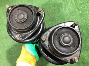 减震器 SUBARU FORESTER OEM 20310FC020, 20310FC030, 20330FC040, 20360FC120, 20360FC130 SF5 1998 EJ202 MT