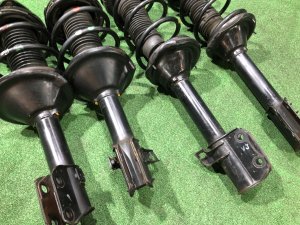 减震器 SUBARU FORESTER OEM 20310FC020, 20310FC030, 20330FC040, 20360FC120, 20360FC130 SF5 1998 EJ202 MT